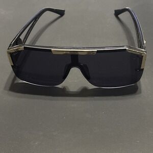 Oversized Flat-Top Geometric Shield Sunglasses with Split Temples